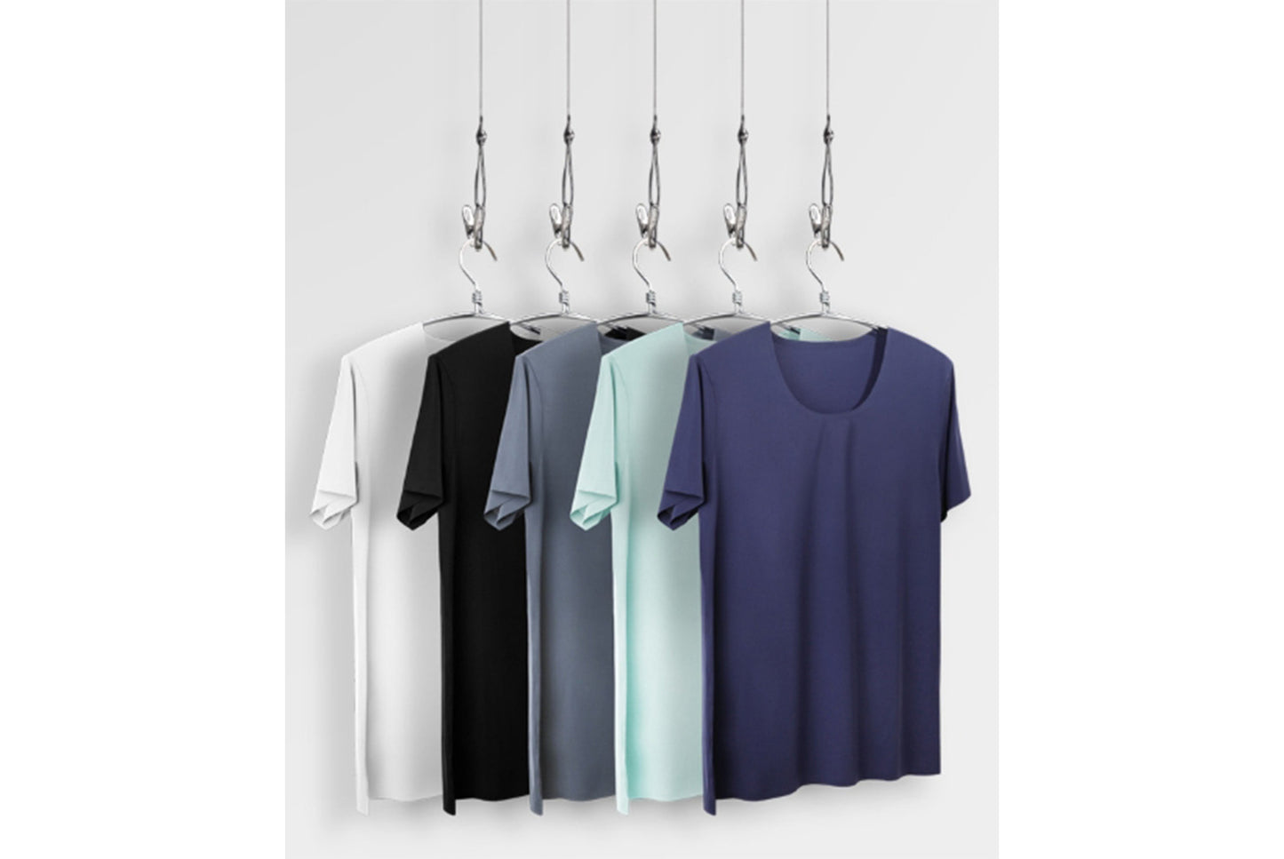 **Ice Silk Seamless Men's Short-Sleeved T-Shirt**