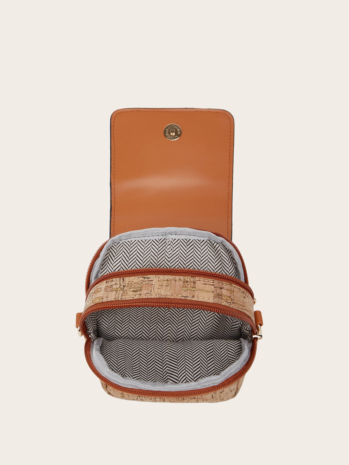 Fashionable retro bark pattern multi-element mobile phone bag