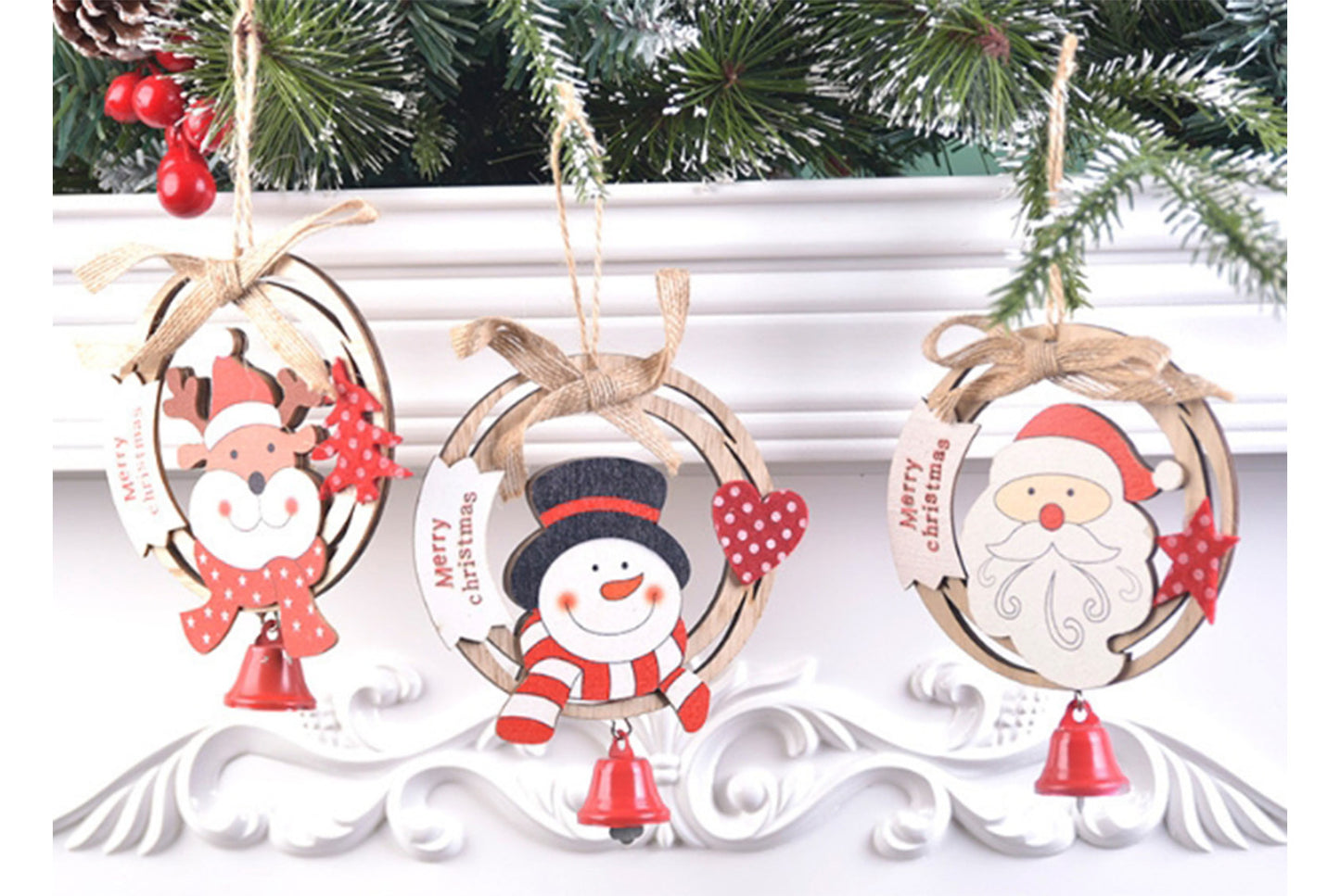 **Handmade Wooden Christmas Wreath Hanging - Classic Holiday Decoration**