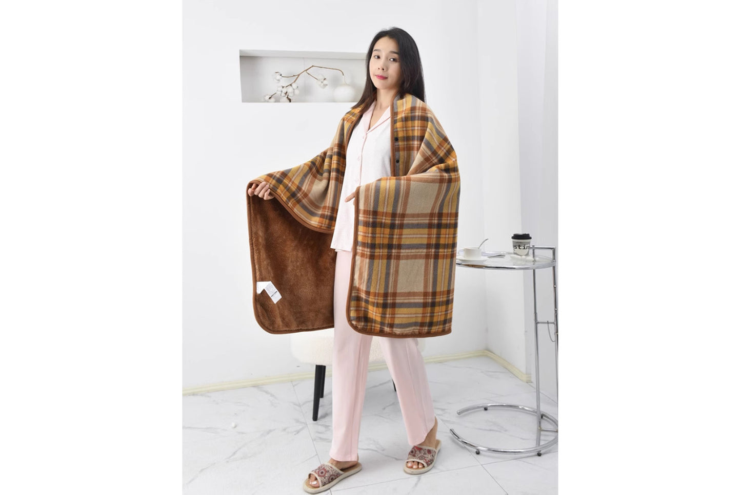 Multifunctional Flannel Shawl Blanket