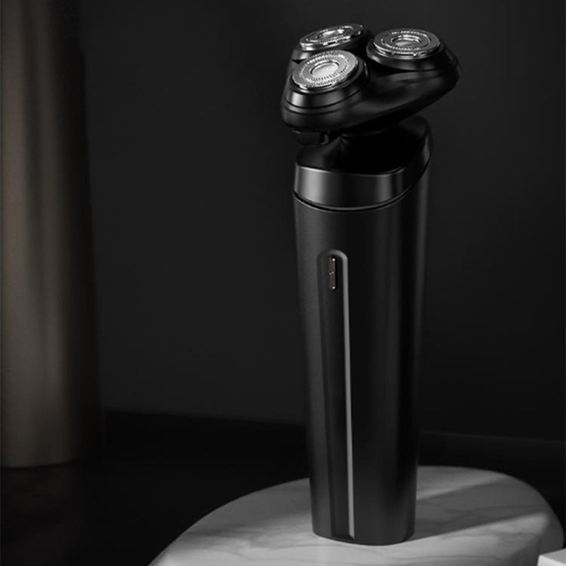 Men's three-blade shaver