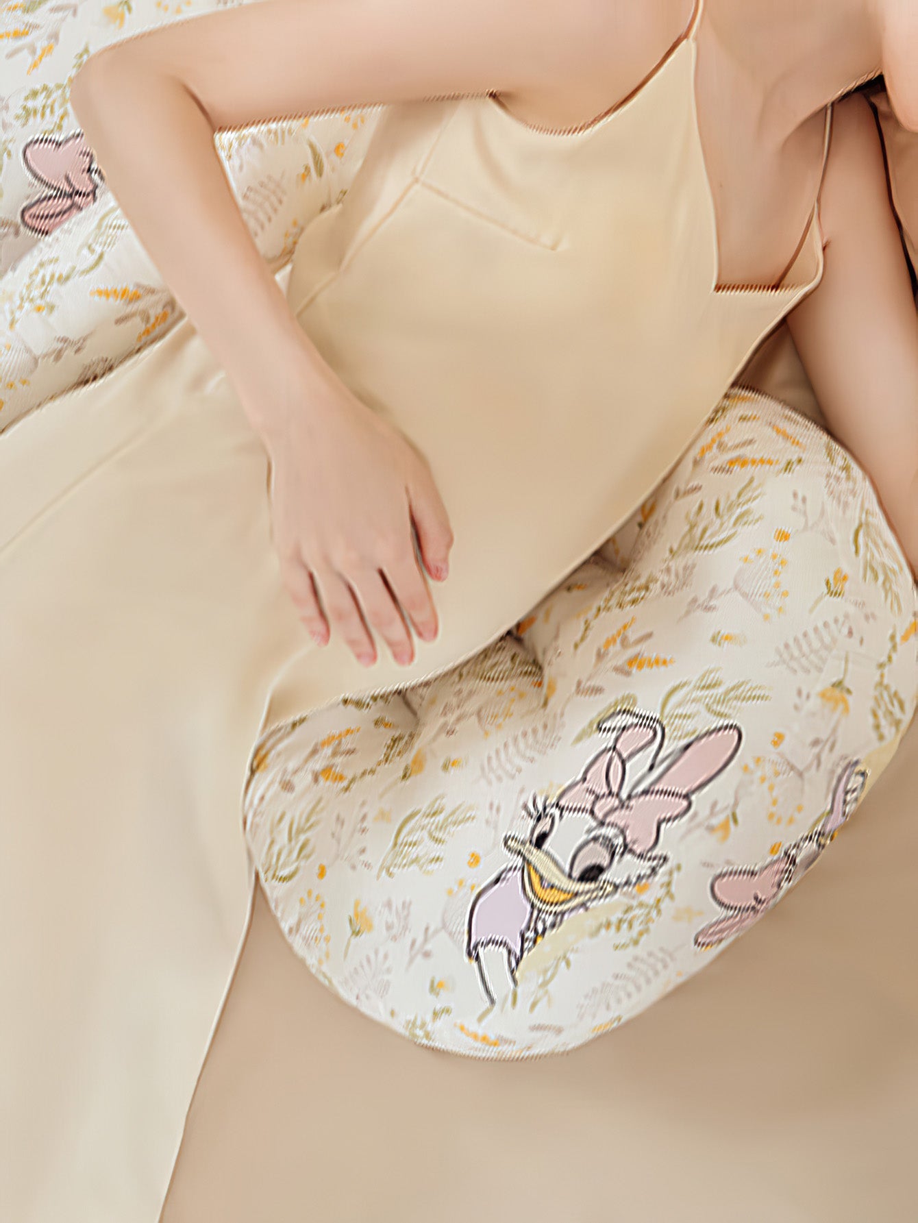 Ergonomic Maternity Pillow: Optimal Support for Side Sleeping - 2 Options