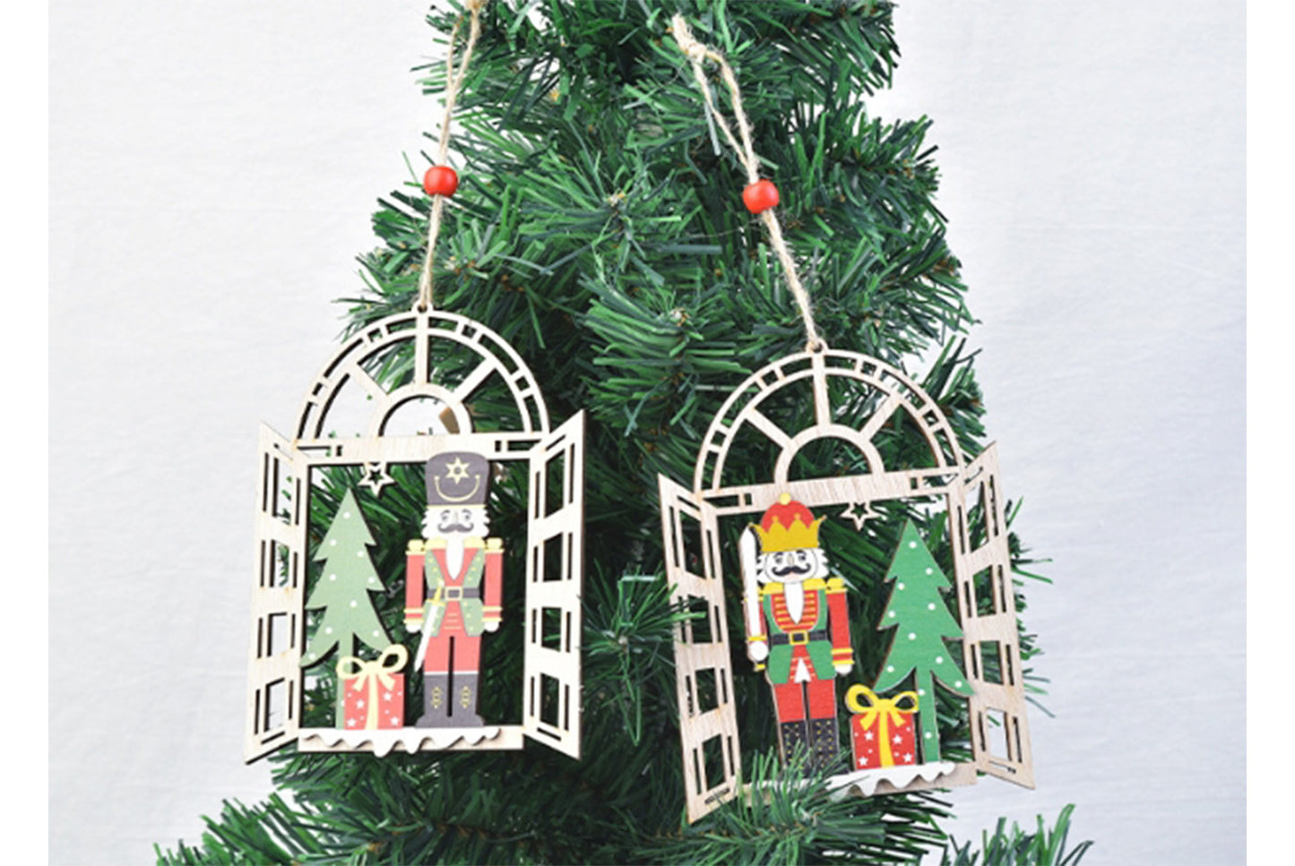 **Christmas Wooden Walnut Soldier Pendant - Classic Holiday Decoration**