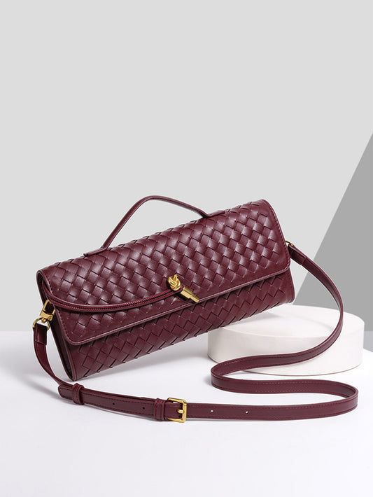 Fashionable woven baguette bag