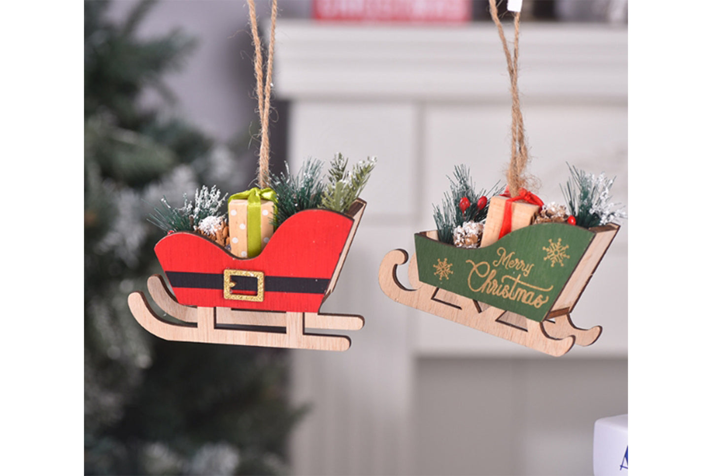 **Christmas Wooden Sleigh Ornament - Festive Decoration**