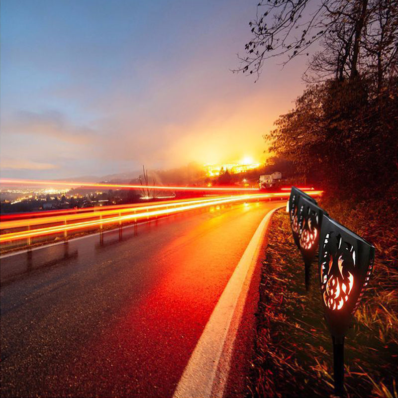 Chinese style solar flame garden light