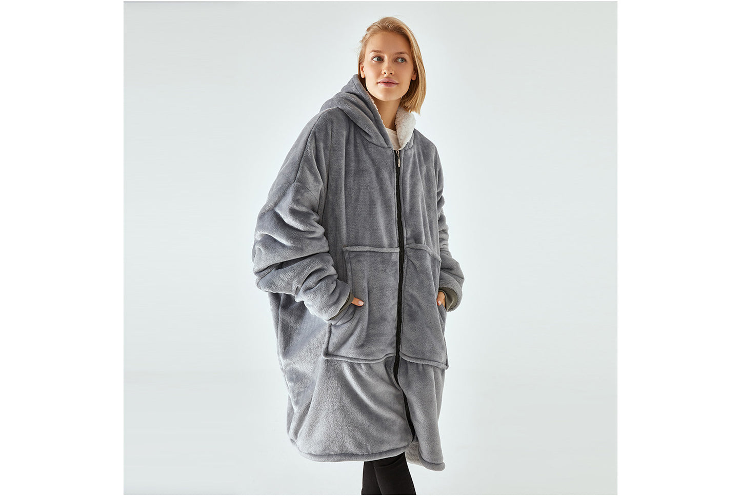 **Extra Long Zippered Lazy Blanket (Light Gray/Dark Blue)**