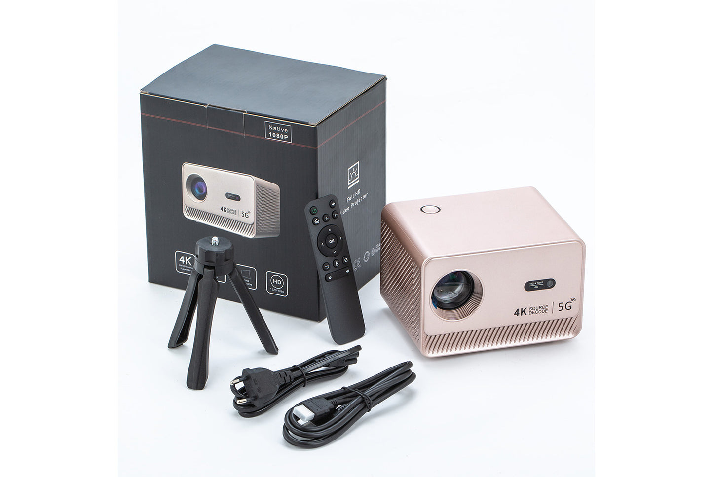 **Q96 E450 Android Projector for Home and Office*(UK plug)