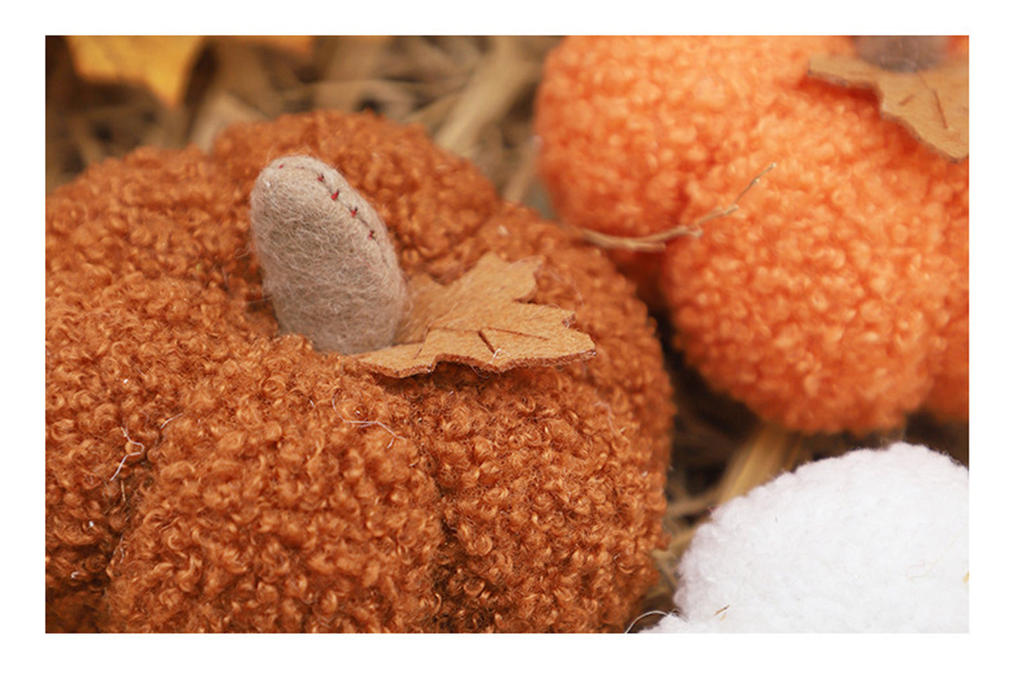 Halloween Decorations, Nordic-Style Simulated Pumpkin Figurine and Gift**