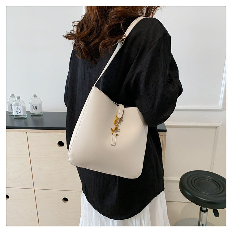 # Trendy Large-Capacity Bucket Bag (Shoulder/Crossbody)