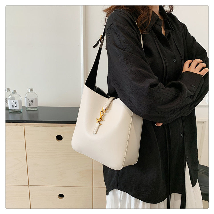 # Trendy Large-Capacity Bucket Bag (Shoulder/Crossbody)