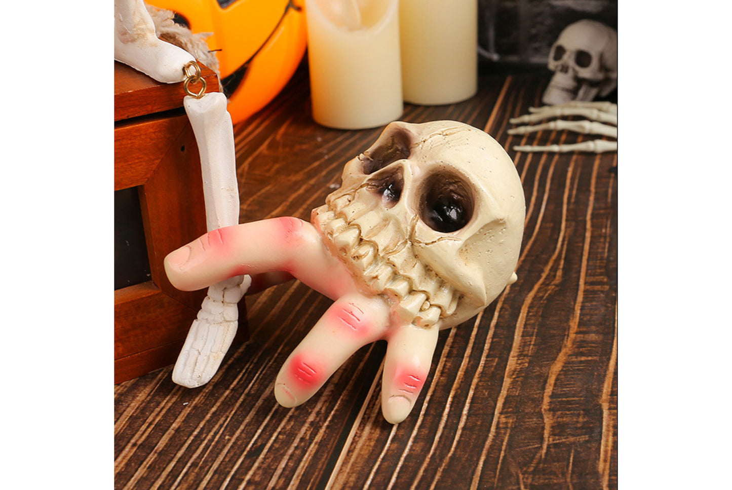 Halloween Skull Conch Hand Figurine | Resin Horror Garden Decor