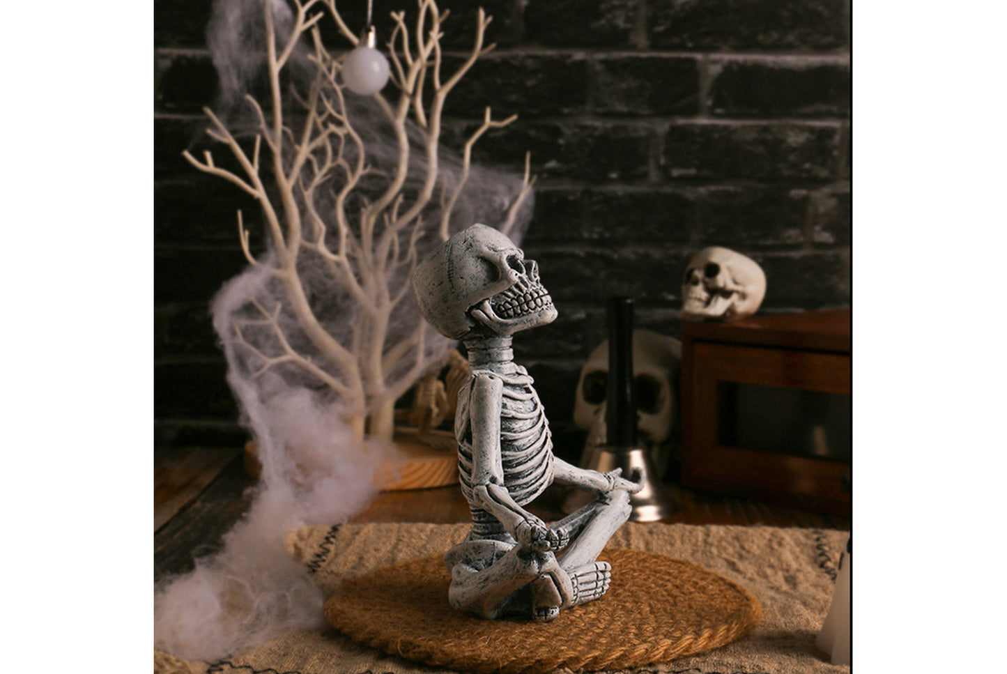 Halloween Yoga Skull Ornament | Resin Craft