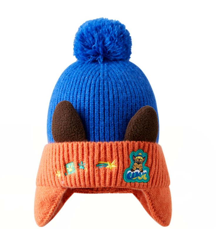 **Children's Hat and Scarf Two-Piece Set**