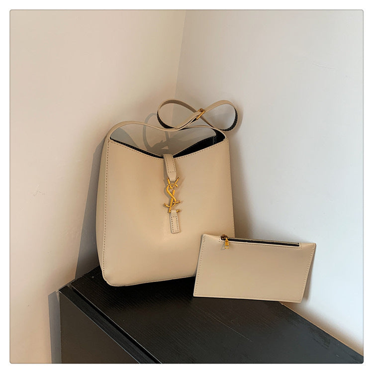 # Trendy Large-Capacity Bucket Bag (Shoulder/Crossbody)