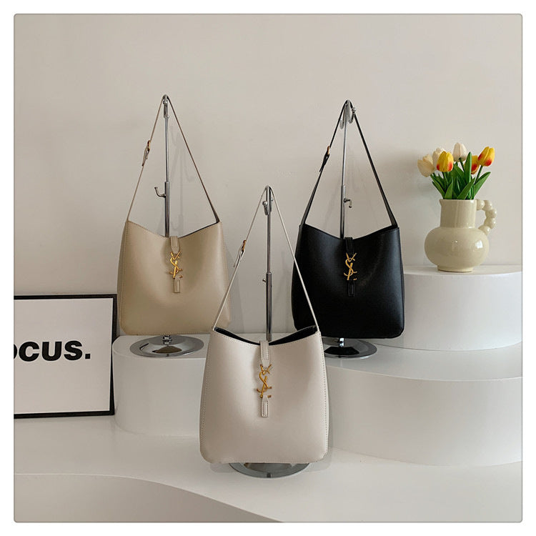 # Trendy Large-Capacity Bucket Bag (Shoulder/Crossbody)