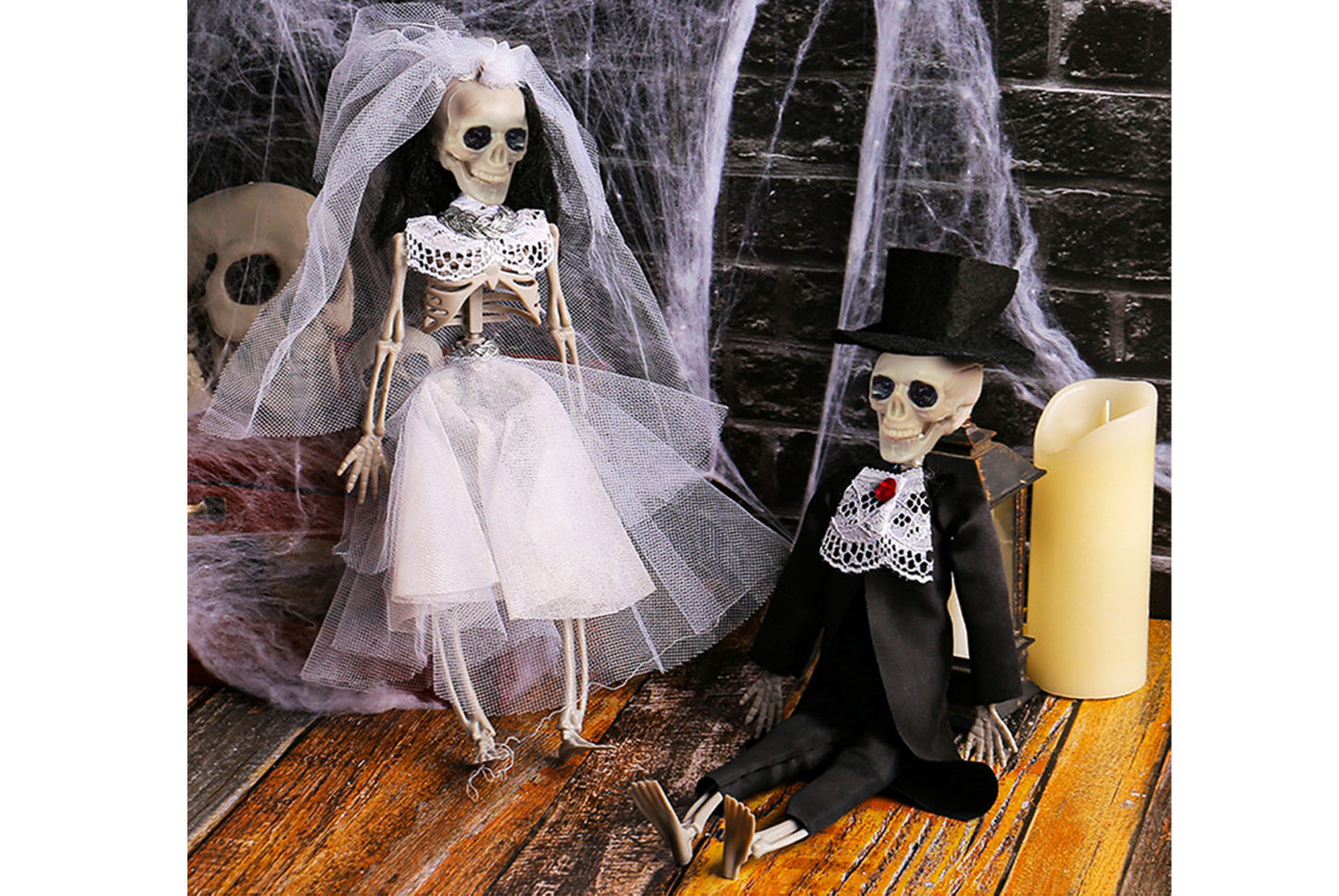 **Haunted House Halloween Skeleton Bride and Groom Hanging Ornament**