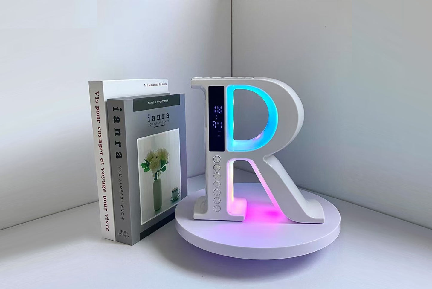 Wireless Charging Bluetooth Speaker