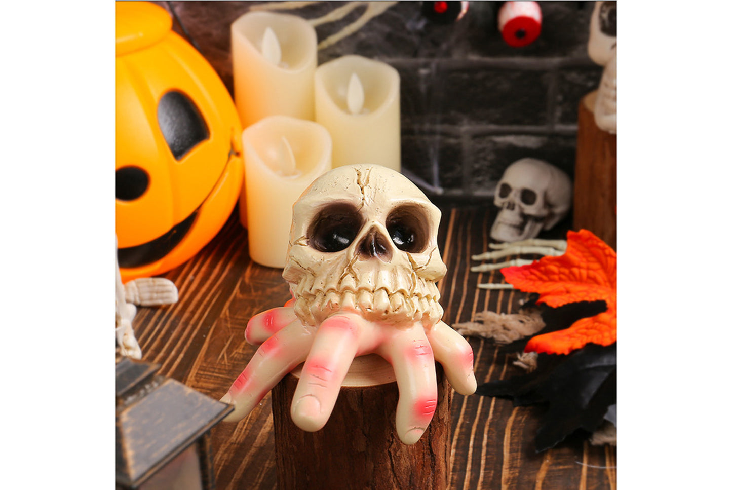 Halloween Skull Conch Hand Figurine | Resin Horror Garden Decor
