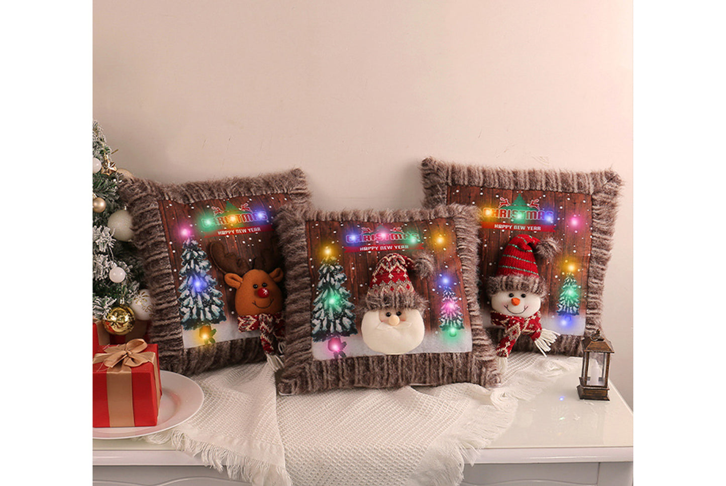 **Plush Luminous Christmas Pillow - Festive Sofa Cushion**
