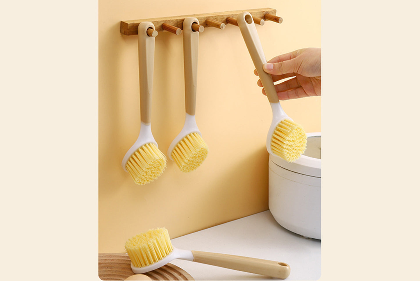 Non-stick dishwashing artifact