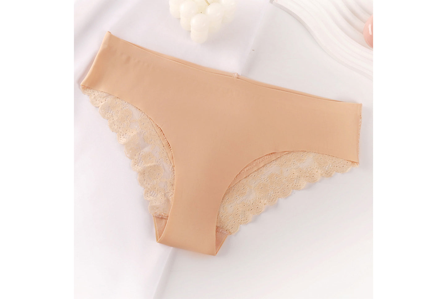 **Sexy Lace Breathable Women's Briefs**