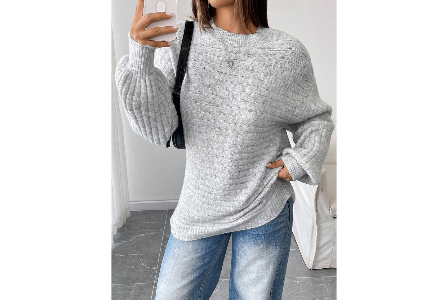 Loose-fitting Ribbed Knit Sweater