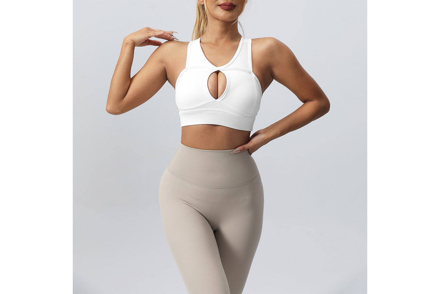 **High-Strength Shock-Insulating Sports Bra (Beautiful Back Yoga Bra)**