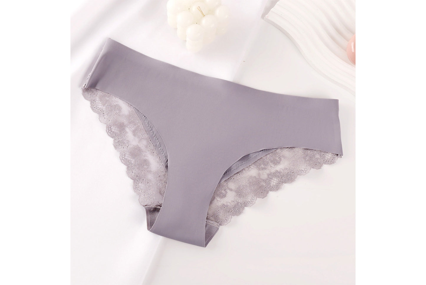 **Sexy Lace Breathable Women's Briefs**