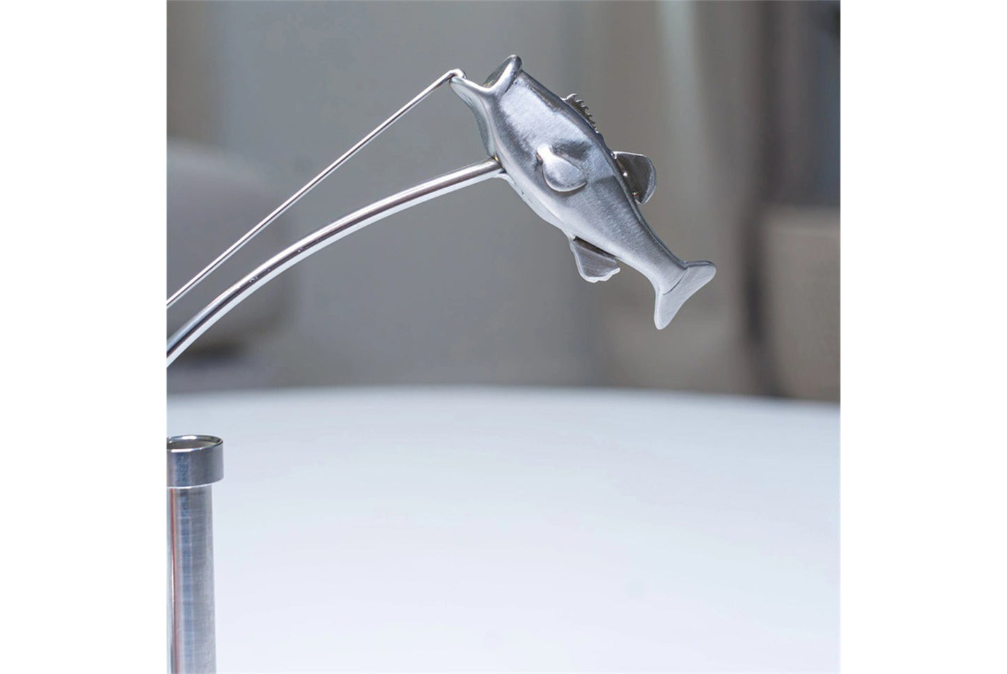 **Fisherman Balancing Sculpture | Creative Alloy Ornament**