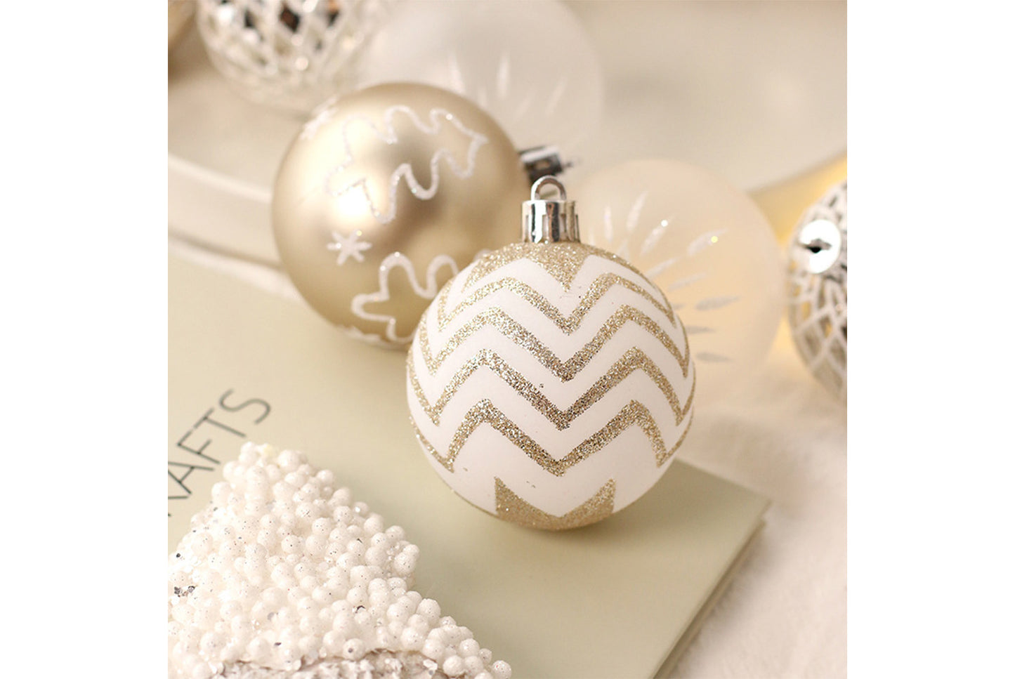 16-Piece Champagne Gold and White Christmas Ball Decoration Set