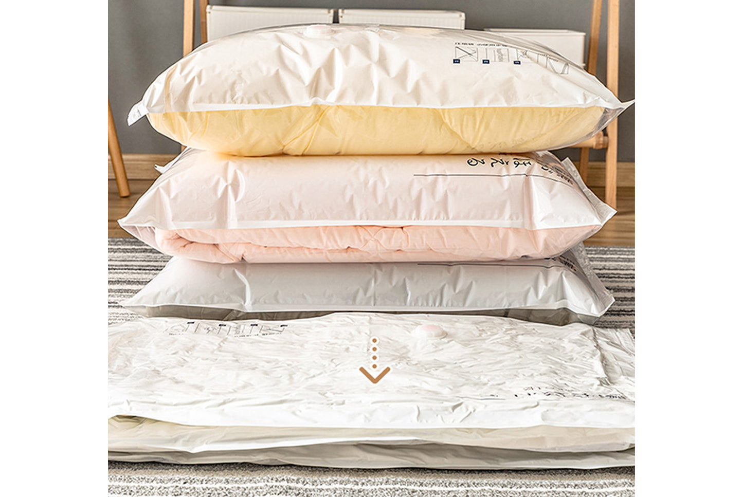 **Vacuum Compression Storage Bags (Large/Extra Large + Vacuum Pump Optional)**