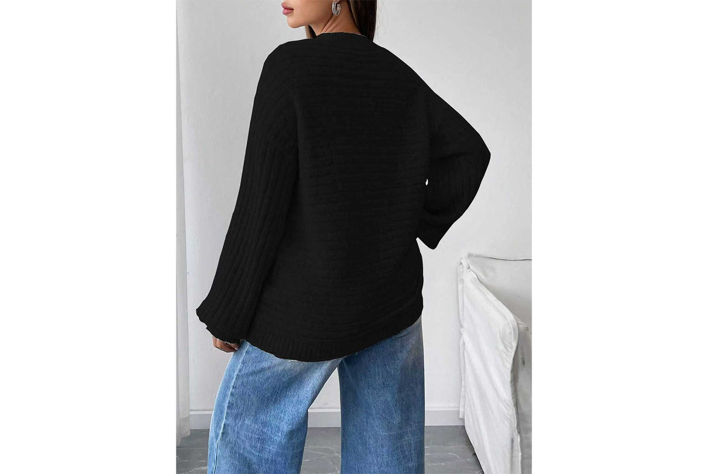 Loose-fitting Ribbed Knit Sweater