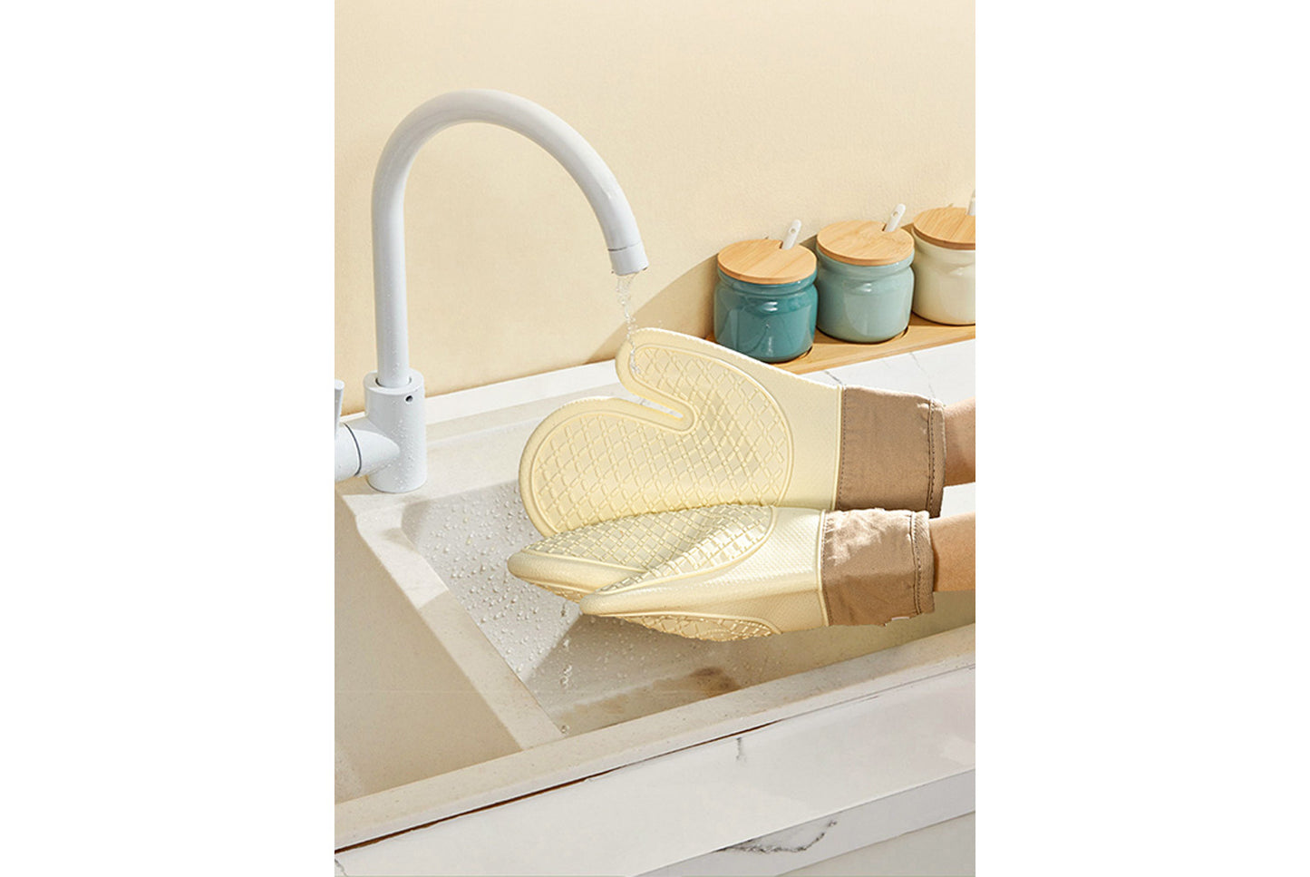 Thickened Silicone Heat-Resistant Gloves