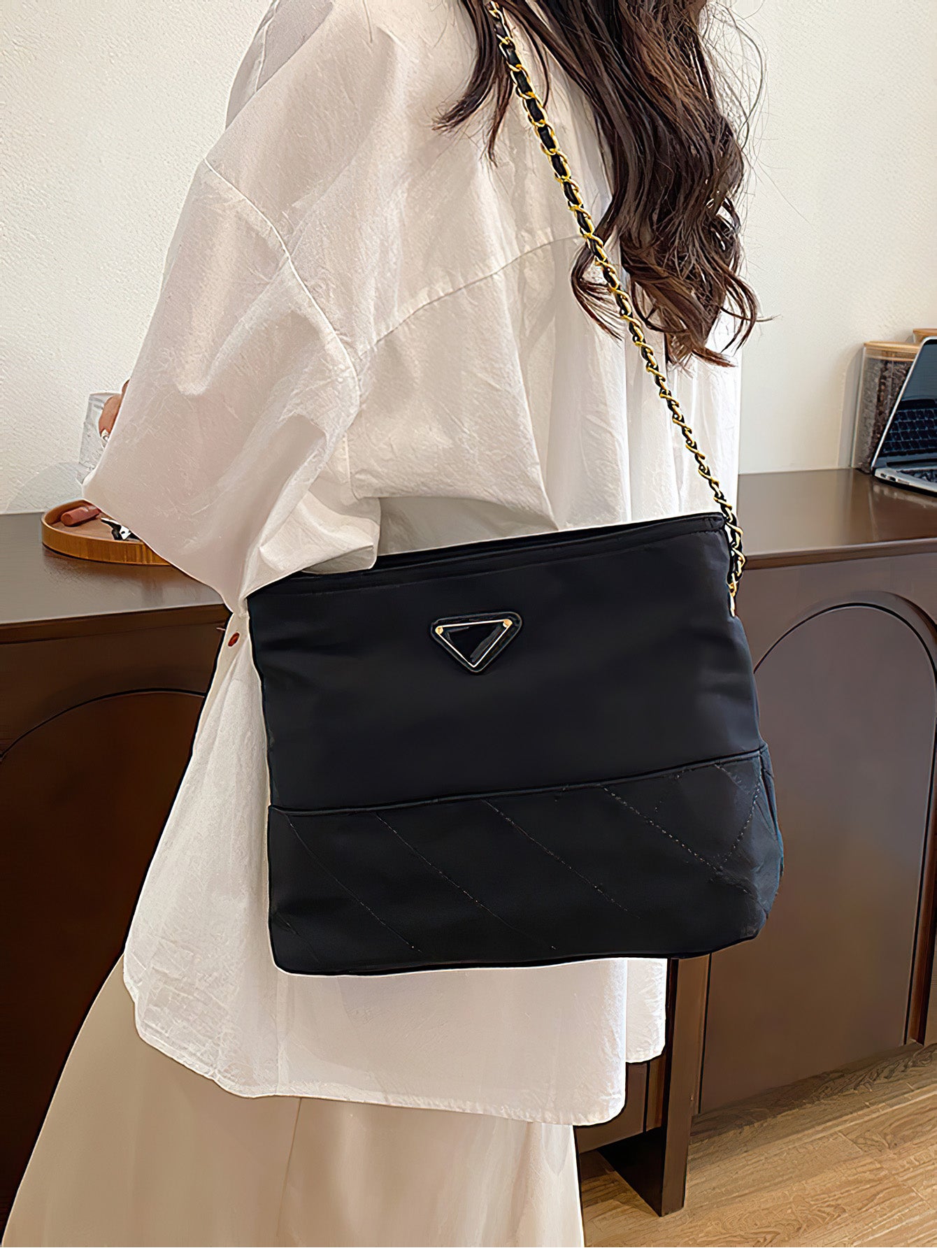 Luxury Quilted Bucket Bag – Stylish & Spacious - 2 Options