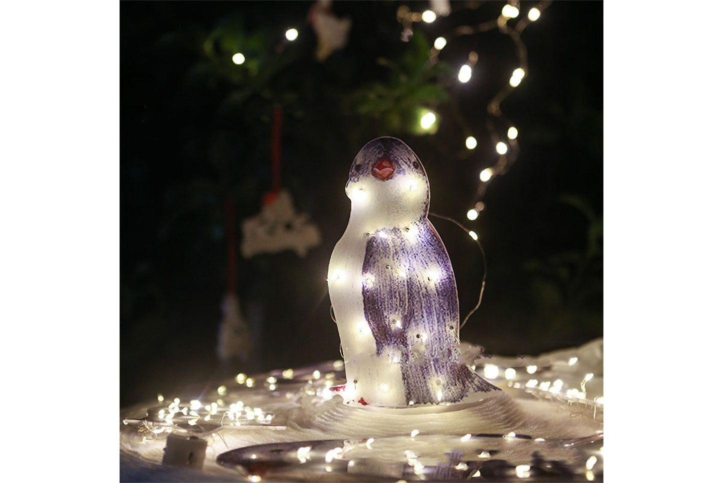 **Light-Up Penguin Christmas Garden Decoration**