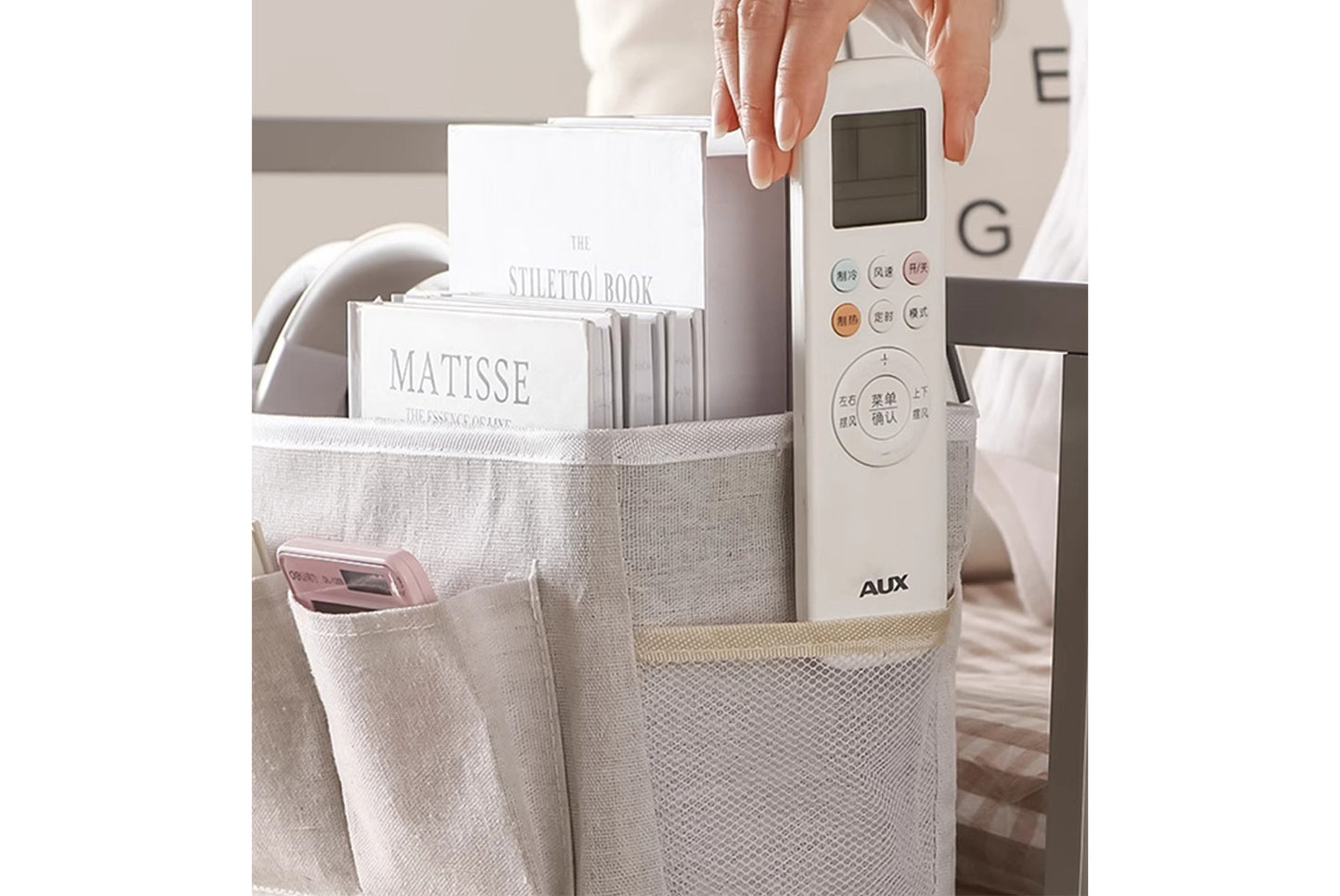 Cotton and linen double hook storage rack