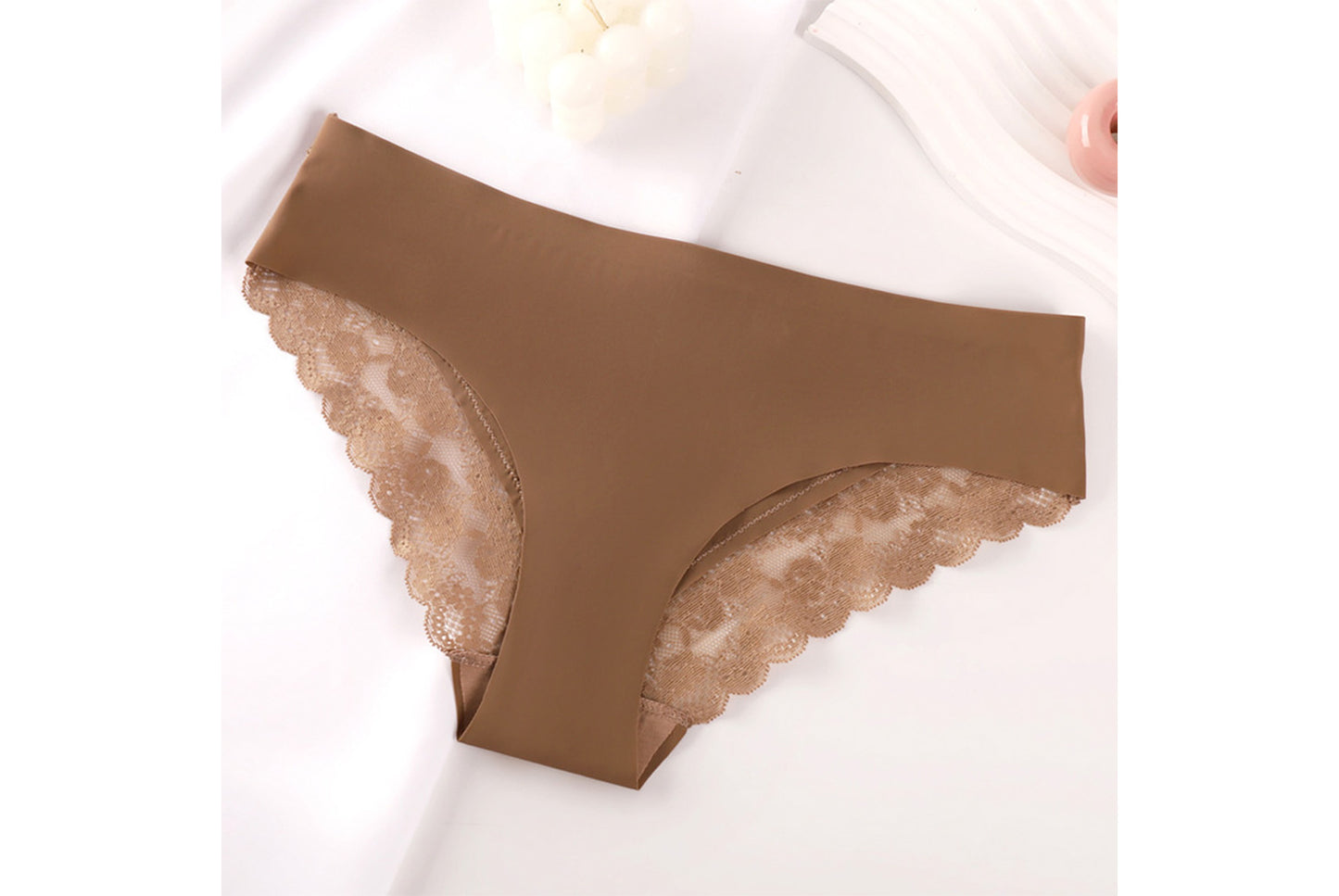 **Sexy Lace Breathable Women's Briefs**