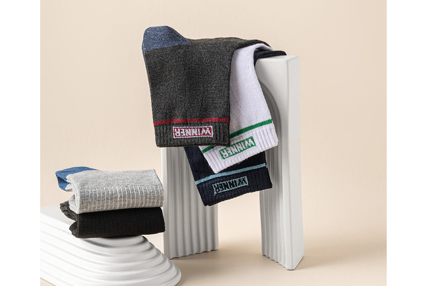 Men's Solid Color Letter Mid-Calf Sports Socks