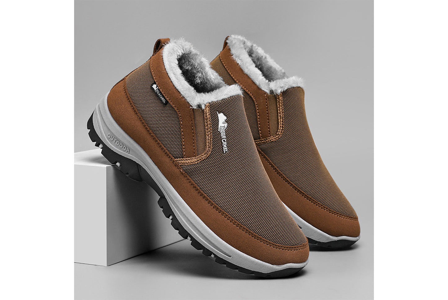 **Men's Outdoor Casual Lightweight Cotton Shoes**