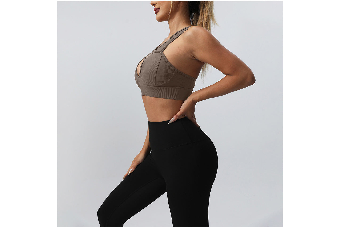 **High-Strength Shock-Insulating Sports Bra (Beautiful Back Yoga Bra)**
