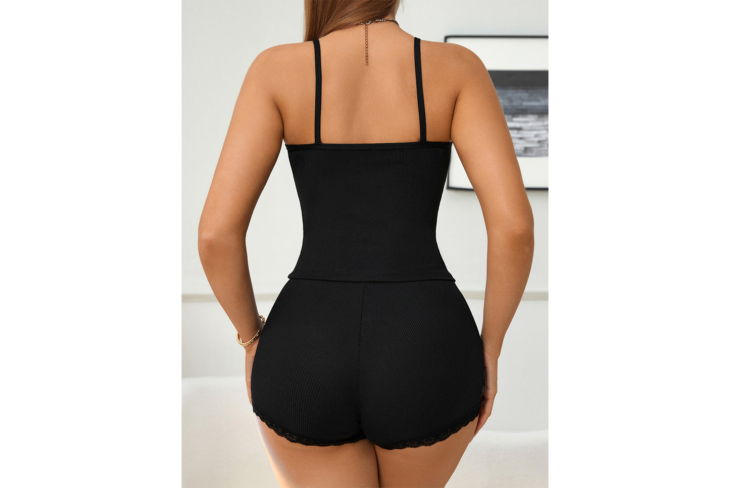 **Sexy and Versatile Suspender Set, Slim-Fitting Short Lace Bra**