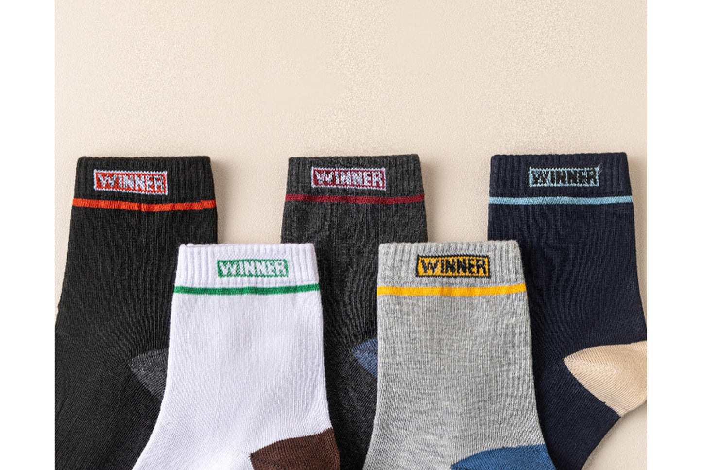 Men's Solid Color Letter Mid-Calf Sports Socks