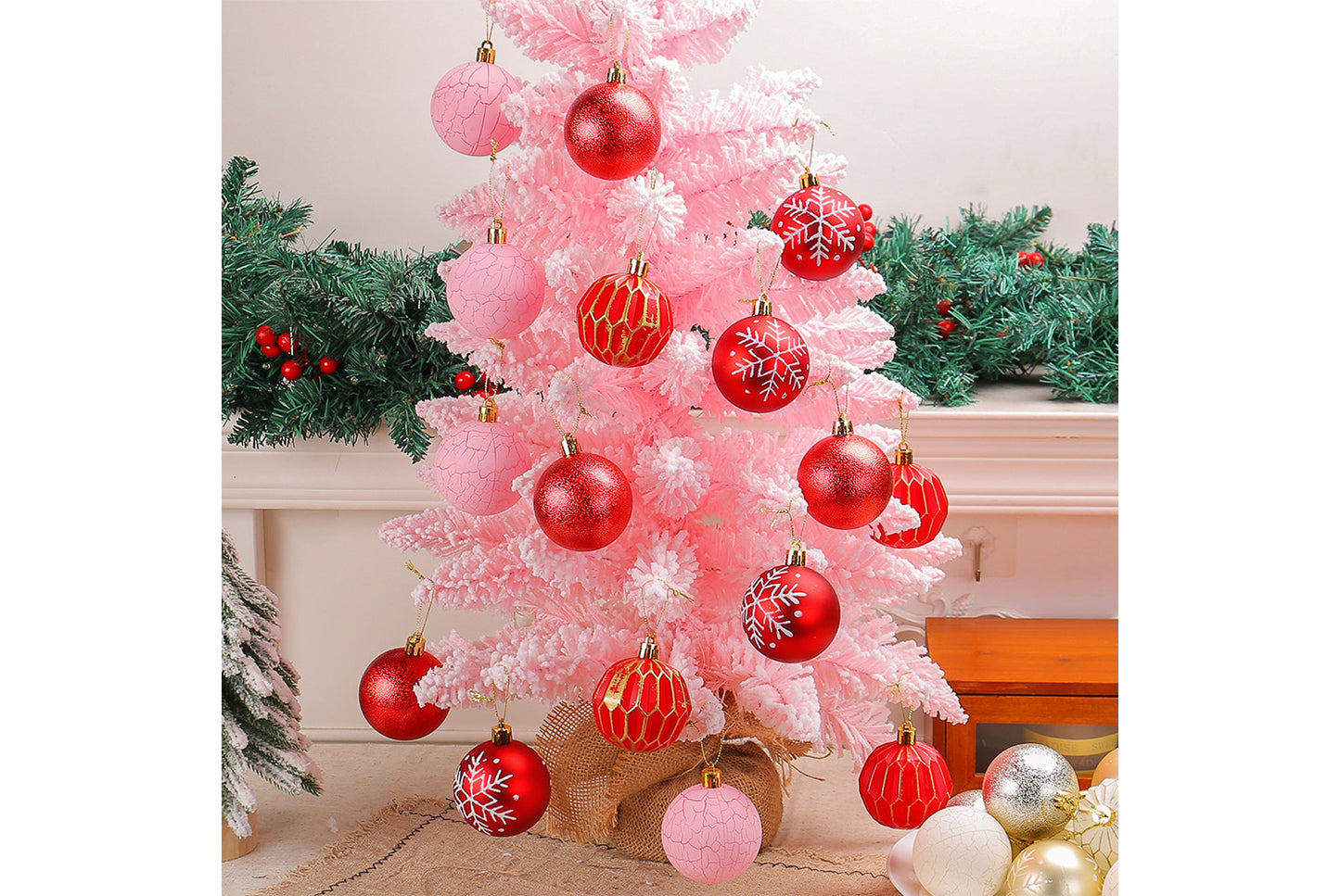 Painted Christmas Ball Pendant Set - Shaped Christmas Tree Decoration