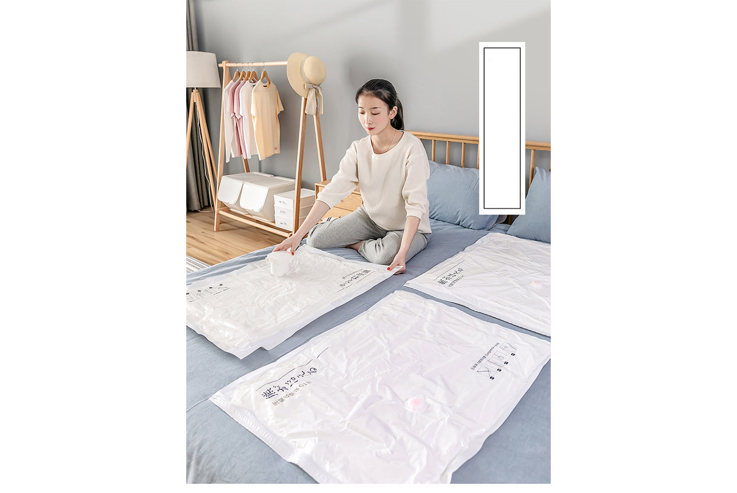 **Vacuum Compression Storage Bags (Large/Extra Large + Vacuum Pump Optional)**