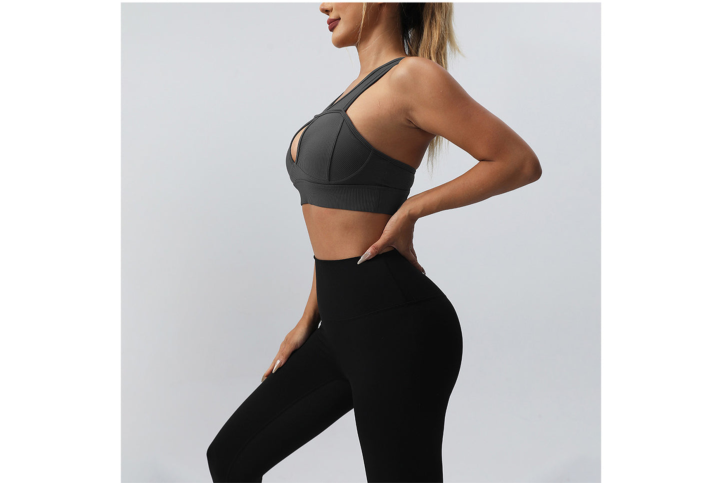 **High-Strength Shock-Insulating Sports Bra (Beautiful Back Yoga Bra)**