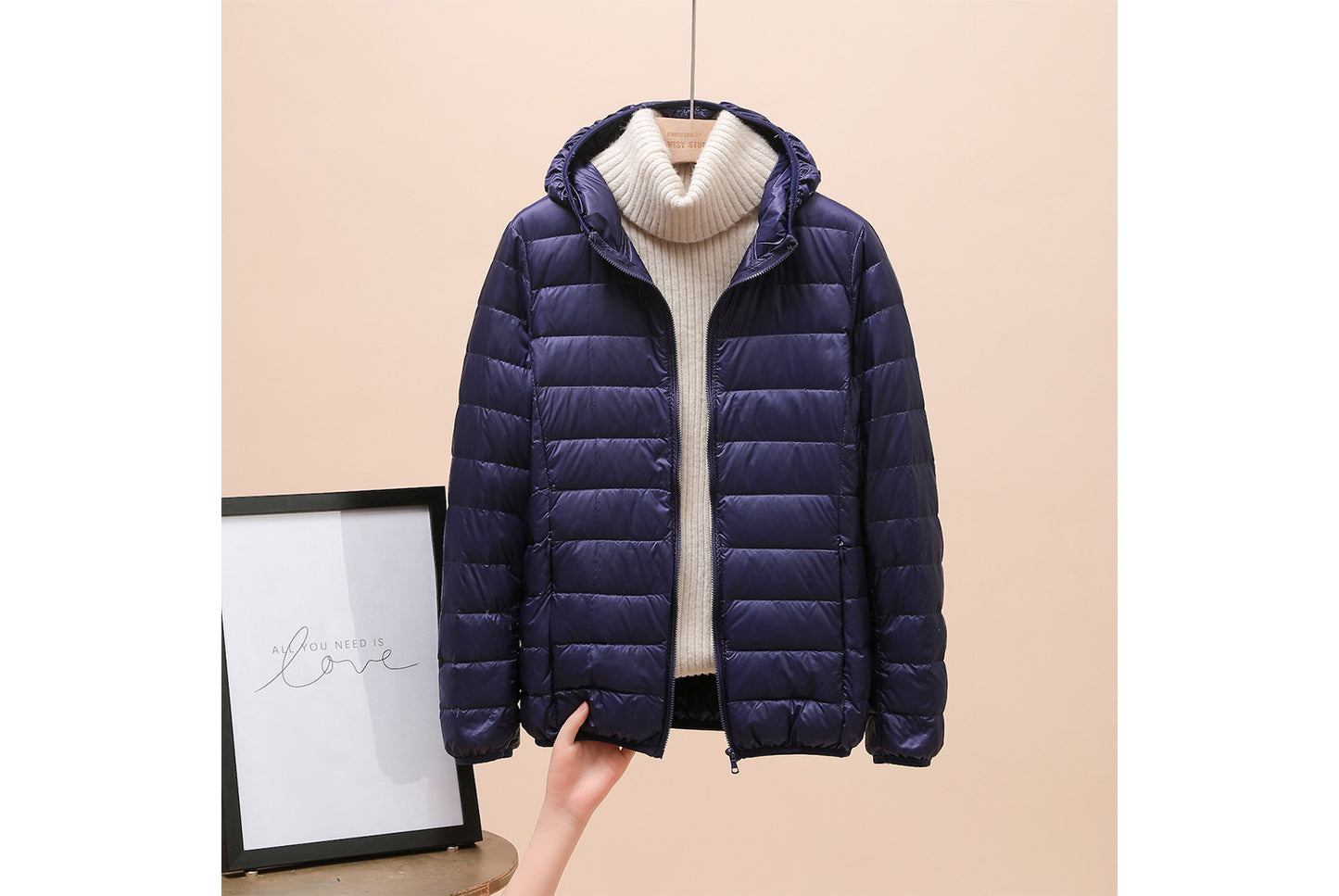 **Ladies short white duck down jacket (lightweight and warm)**