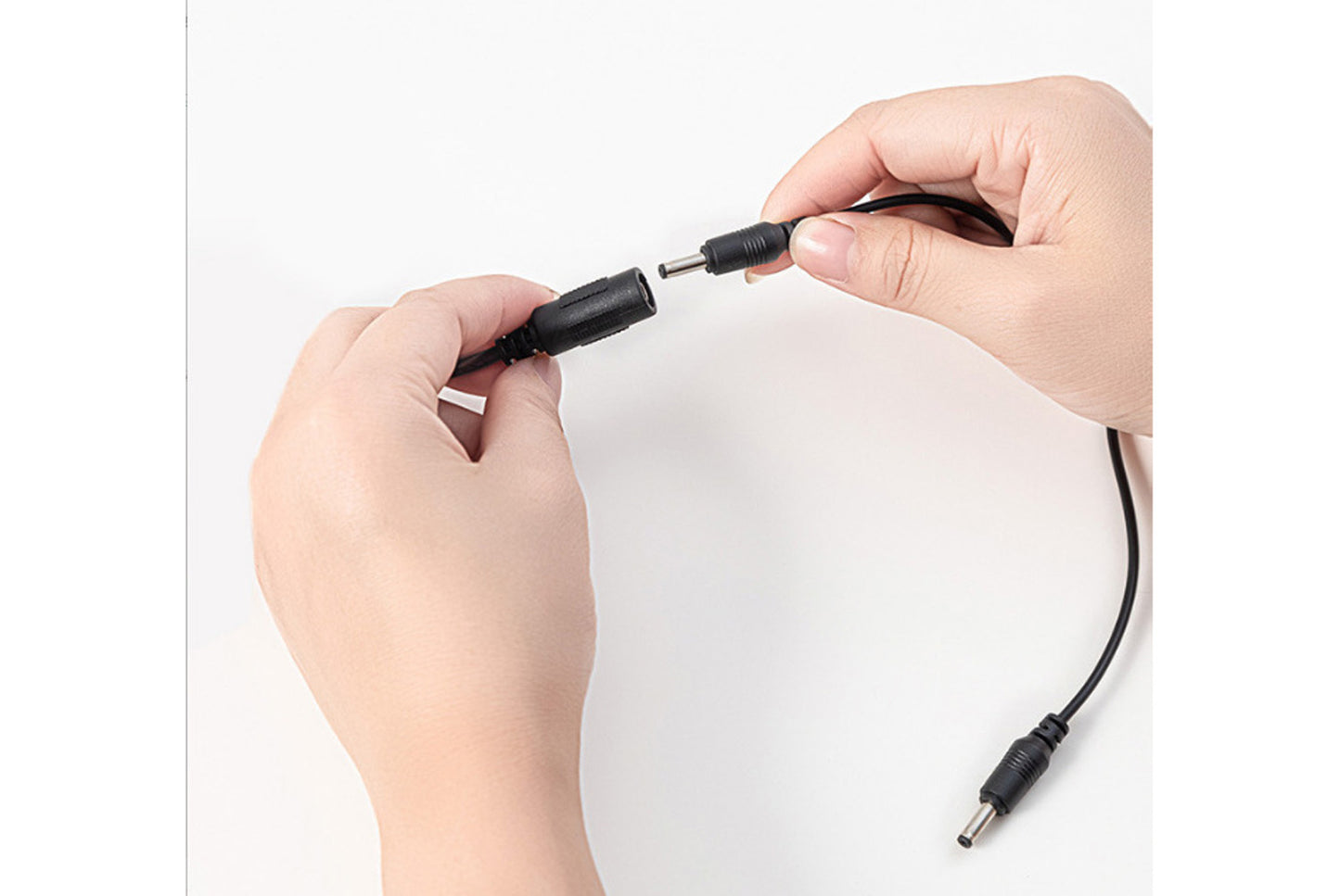 **USB Heated Gloves (Fleece-lined, Windproof, and Waterproof)**