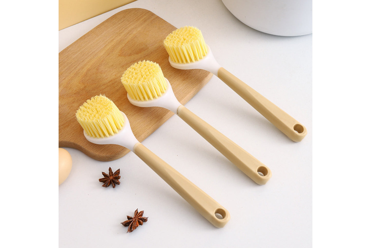 Non-stick dishwashing artifact