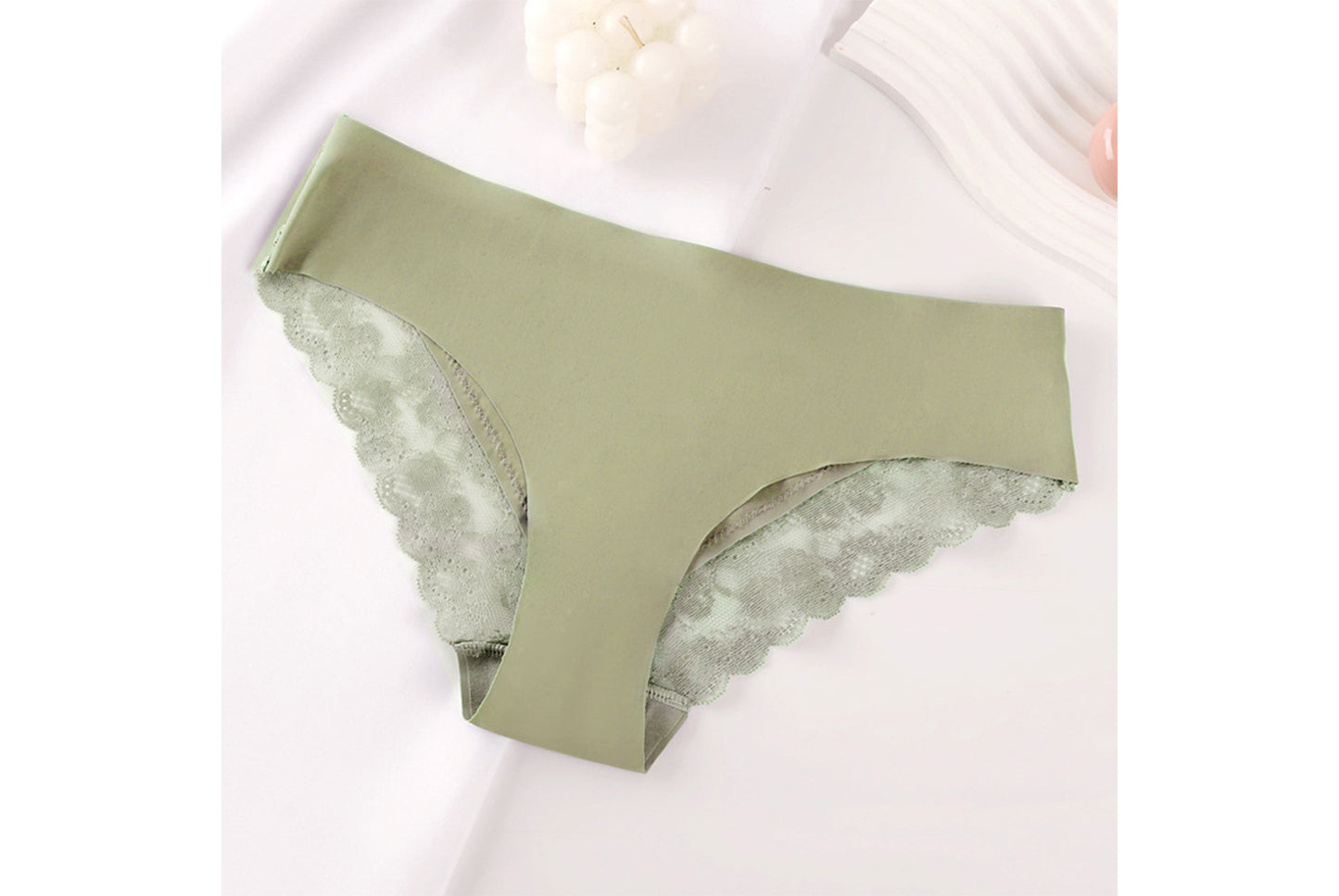 **Sexy Lace Breathable Women's Briefs**